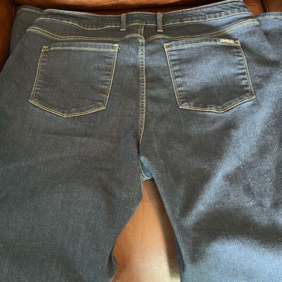 Eddie Bauer Women’s Jeans Curvy Bootcut Waist 38” Inseam 34” Rise 10.5” EUC - Picture 3 of 14